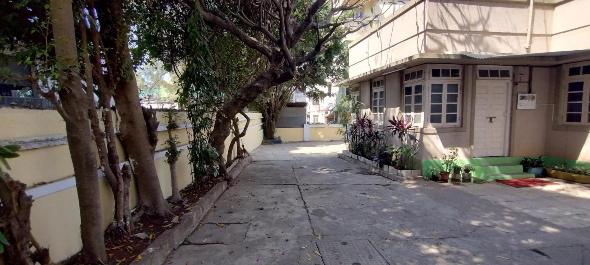 Madhav Bhavan Guest House Poona Buitenkant foto